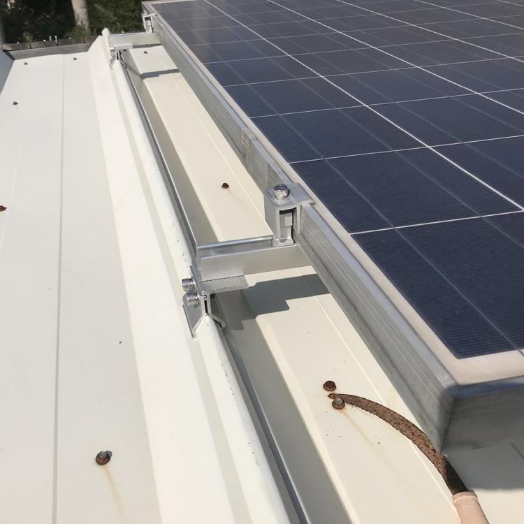 Standing Seam Roof Clamp.jpg