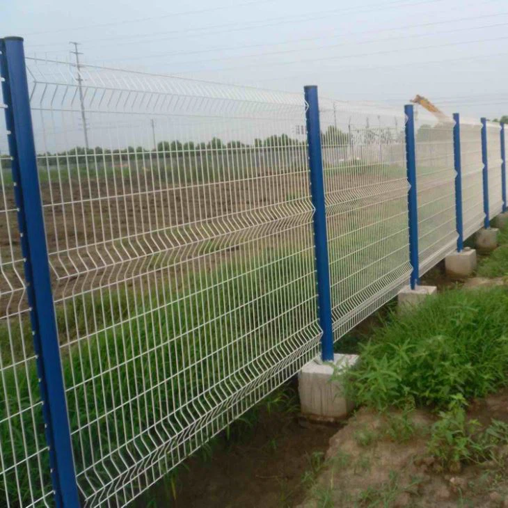 Welded Metal Mesh Fence Welded Metal Mesh Fence